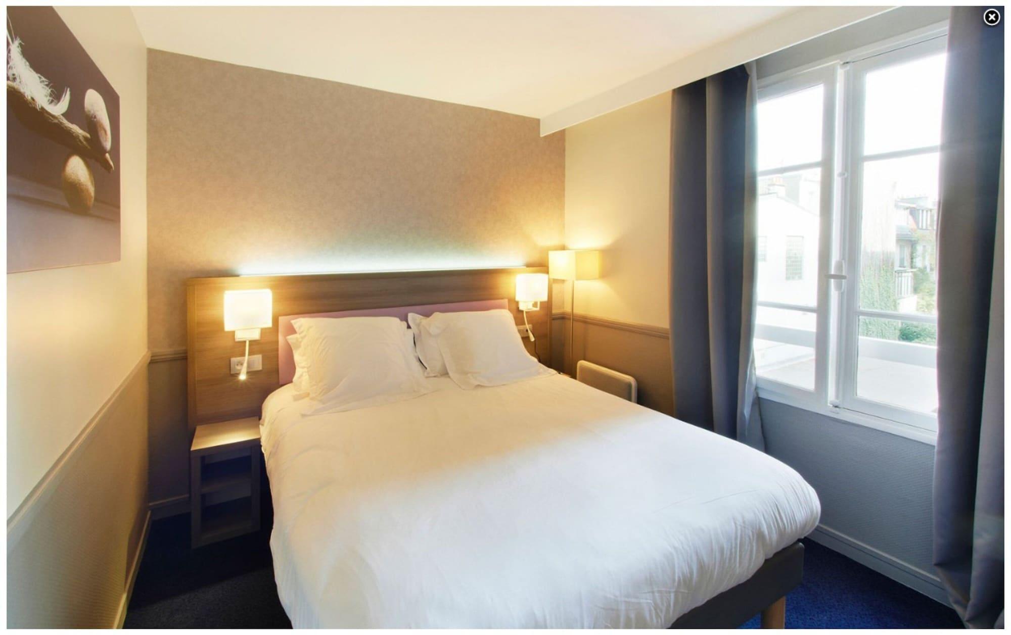 Hotel Poussin Париж Екстериор снимка